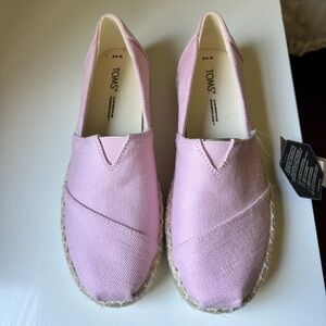 TOMS Women's Pink Apargata espadrilles. NWT.